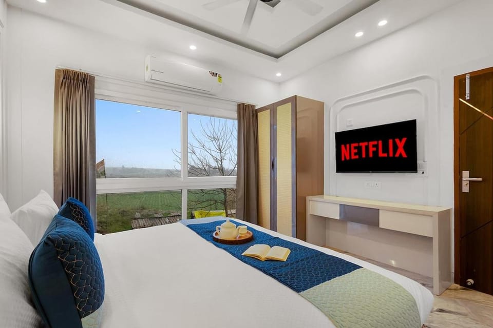 4BHK Unique Farm House - Luxury Farm Stay Noida Villa in Noida