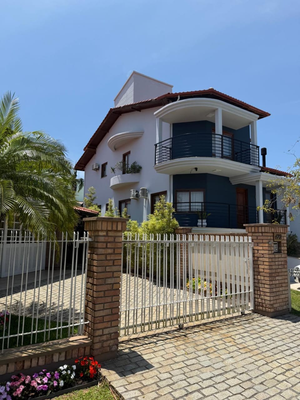 Casa de praia em condomínio com hidromassagem no centrinho dos ingleses House in Florianopolis