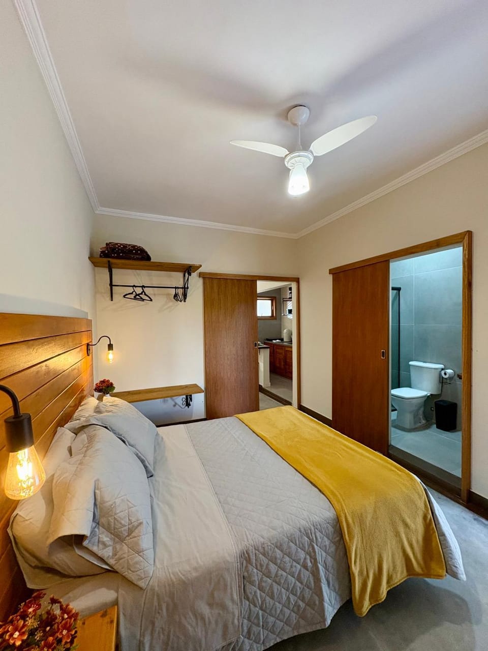 Bed, Bathroom, Bedroom