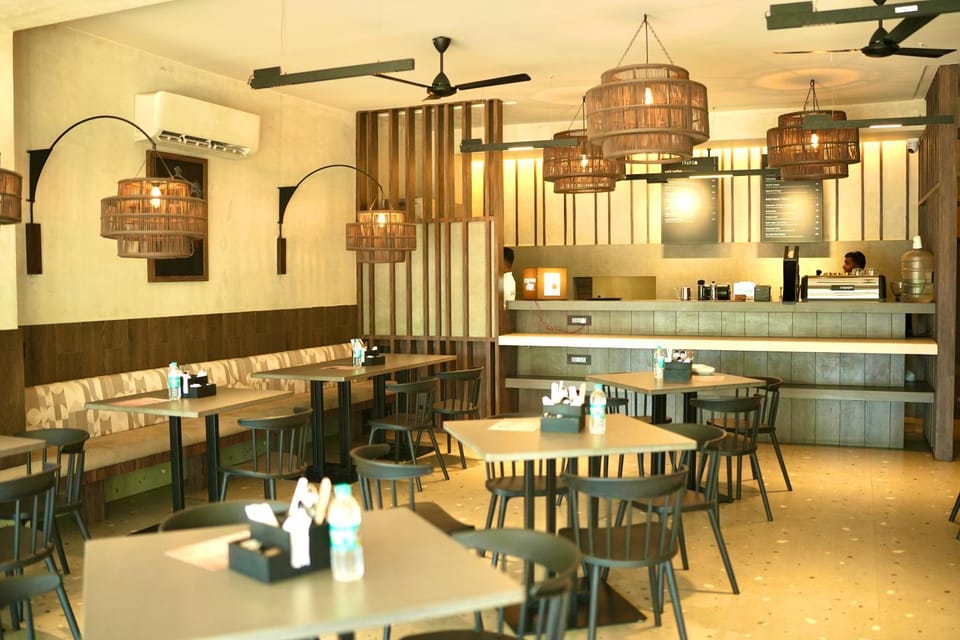 Restaurant/places to eat, Restaurant/places to eat