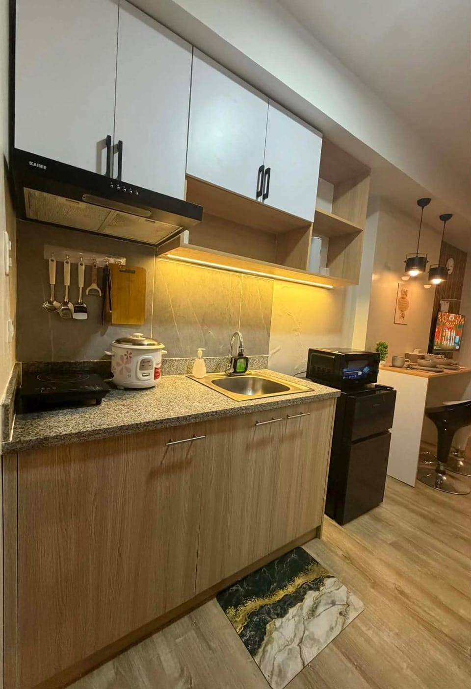 Kitchen or kitchenette