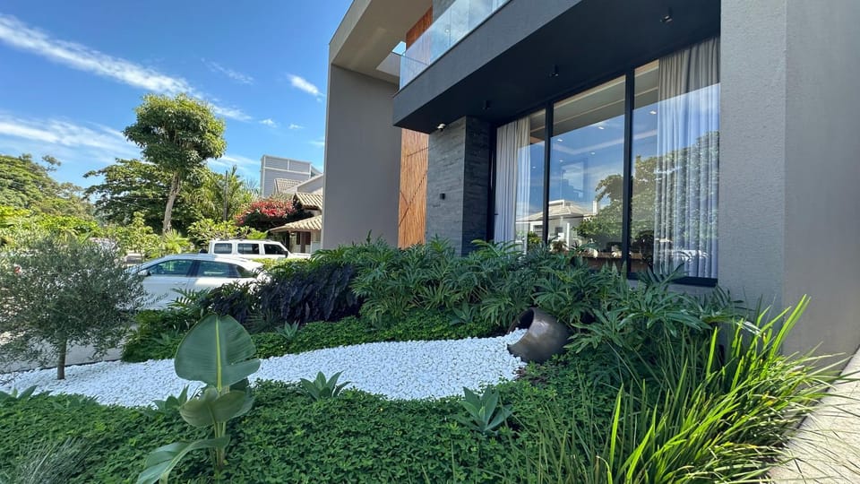 Jurerê Luxury House Villa in Florianopolis