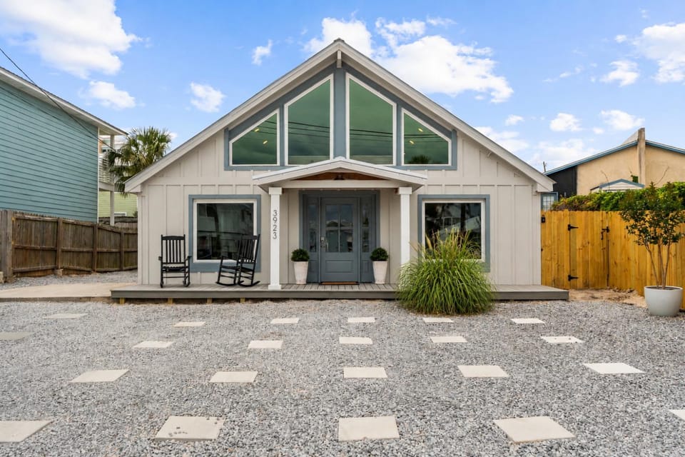 Property building, Day