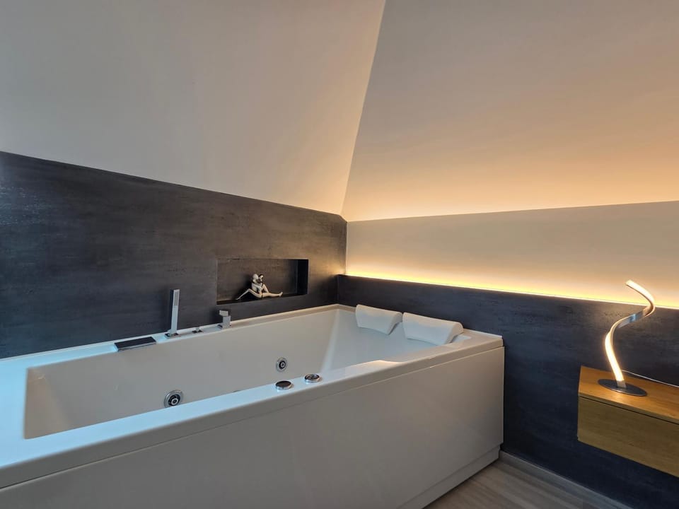 Giglio - By Turent Apartment in Loano