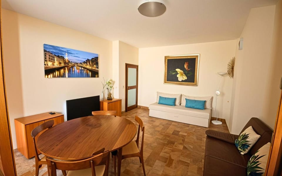 Central Lido di Camaiore Apartment Comfort and Convenience Await Apartment in Viareggio