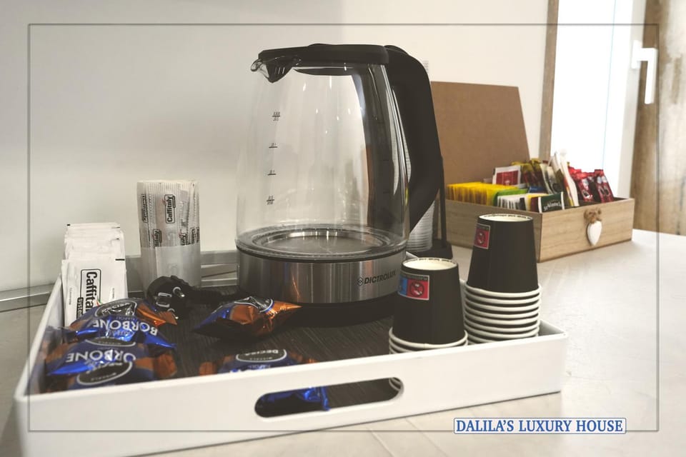 Coffee/tea facilities