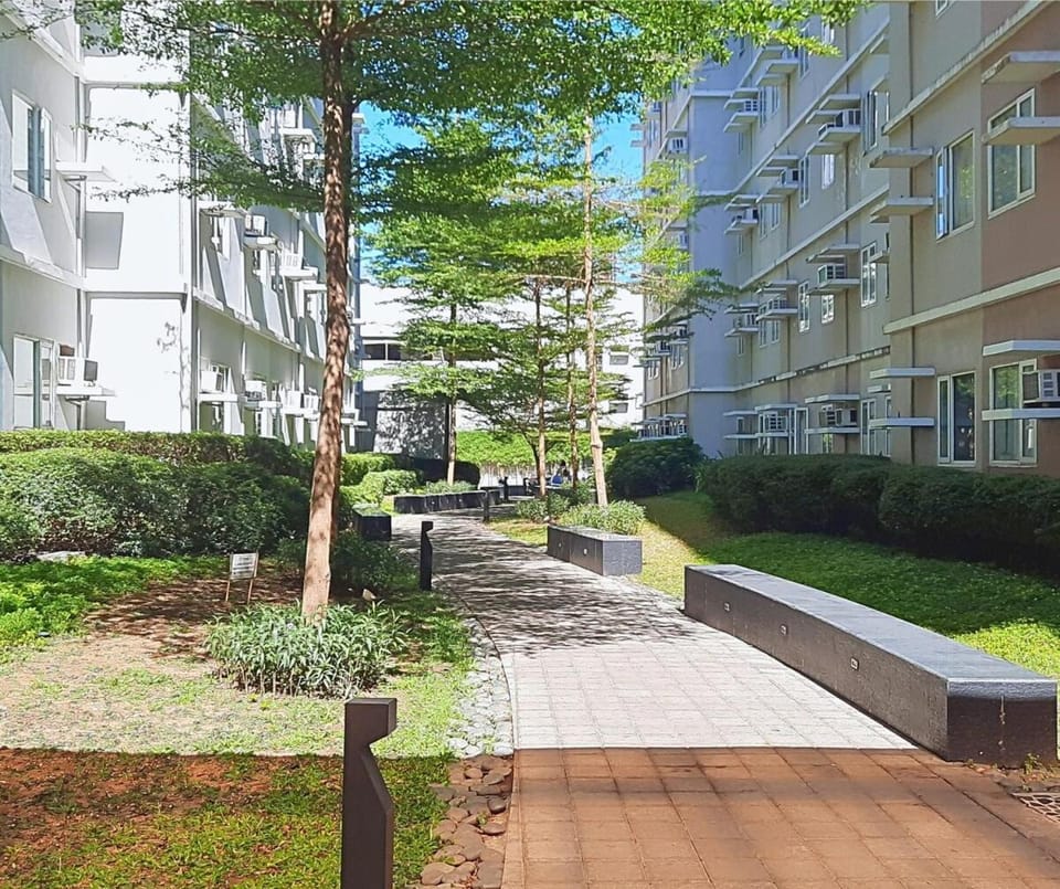 Shia Staycation Trees Residences Apartment hotel in Quezon City
