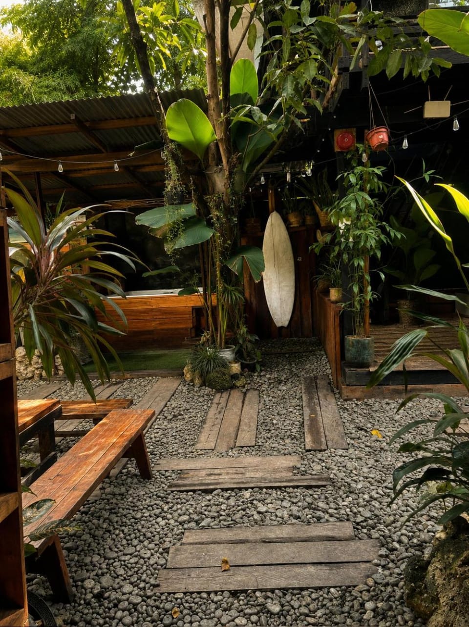 Cloud 9 Cubic Hostel Hostel in General Luna