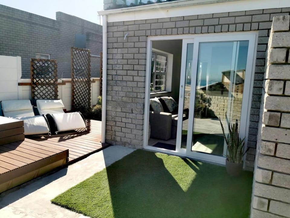 Garden, View (from property/room), Balcony/Terrace, Garden view, sunbed