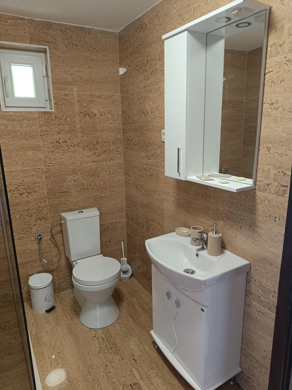 Hacienda Paraiso Escondido Apartment in Podgorica Municipality, Montenegro