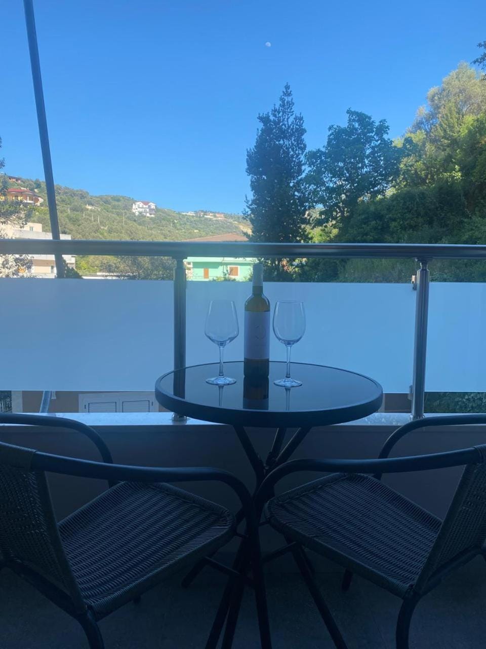 Balcony/Terrace, Mountain view