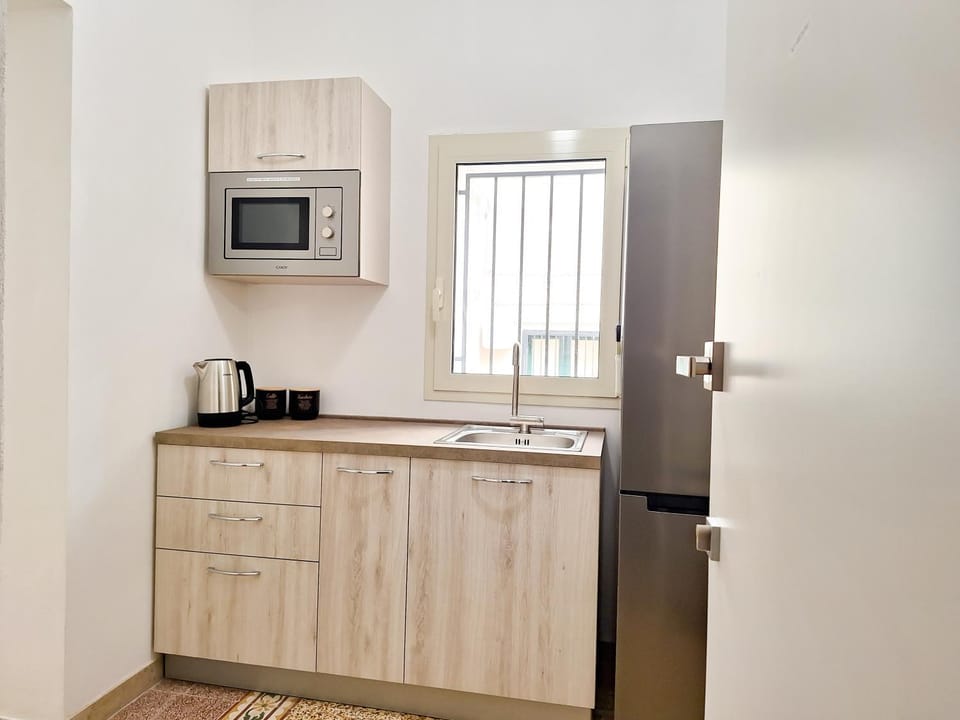 Coffee/tea facilities, Communal kitchen