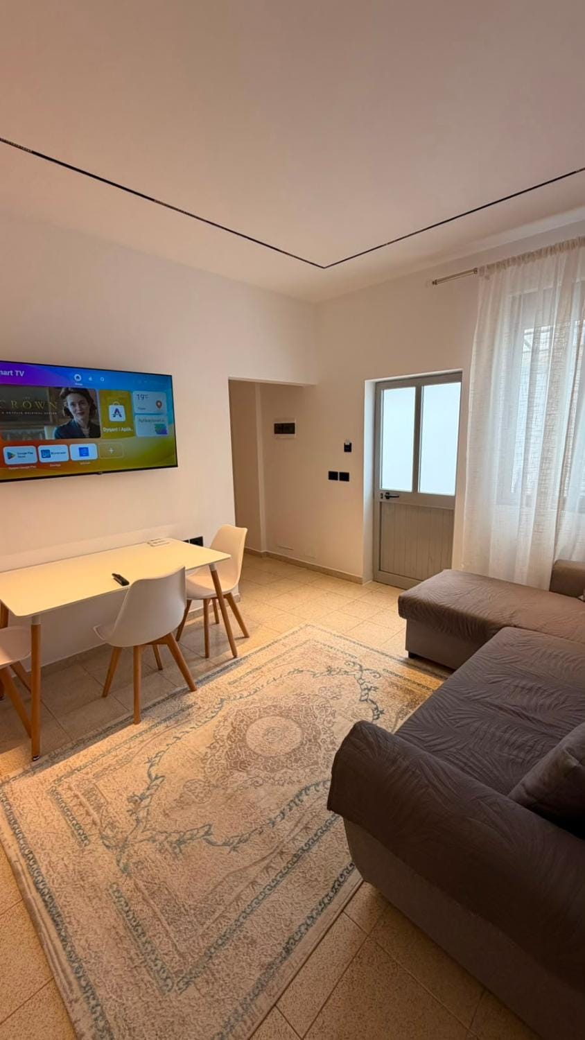 Hera's Place Apartment in Tirana