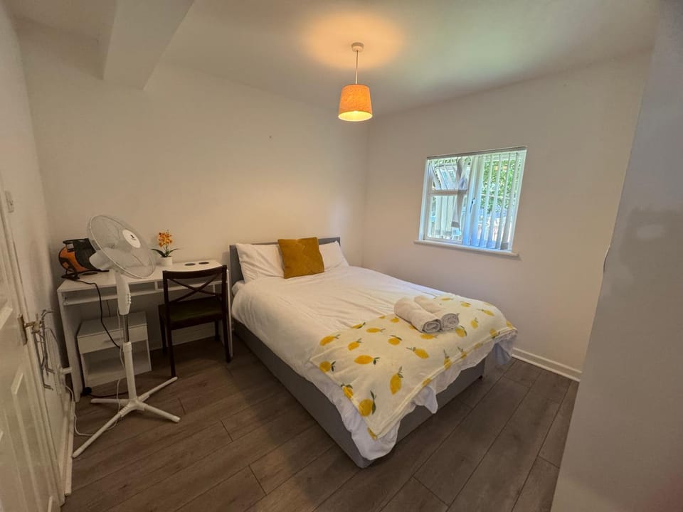 Bedroom, wardrobe