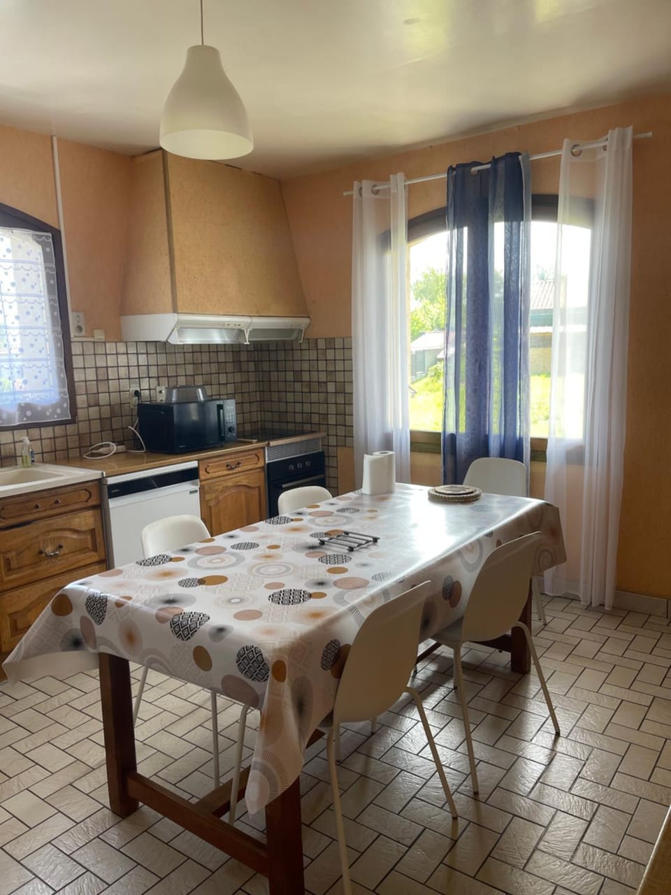 Communal kitchen