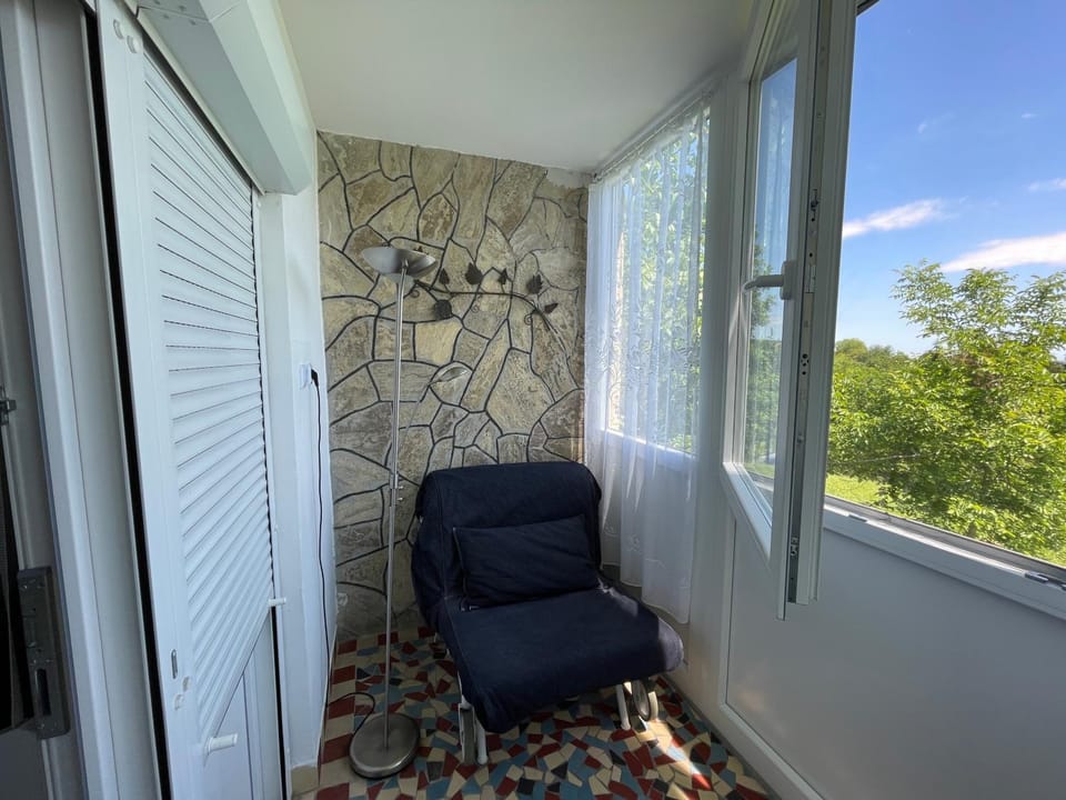 View (from property/room), Balcony/Terrace, Seating area