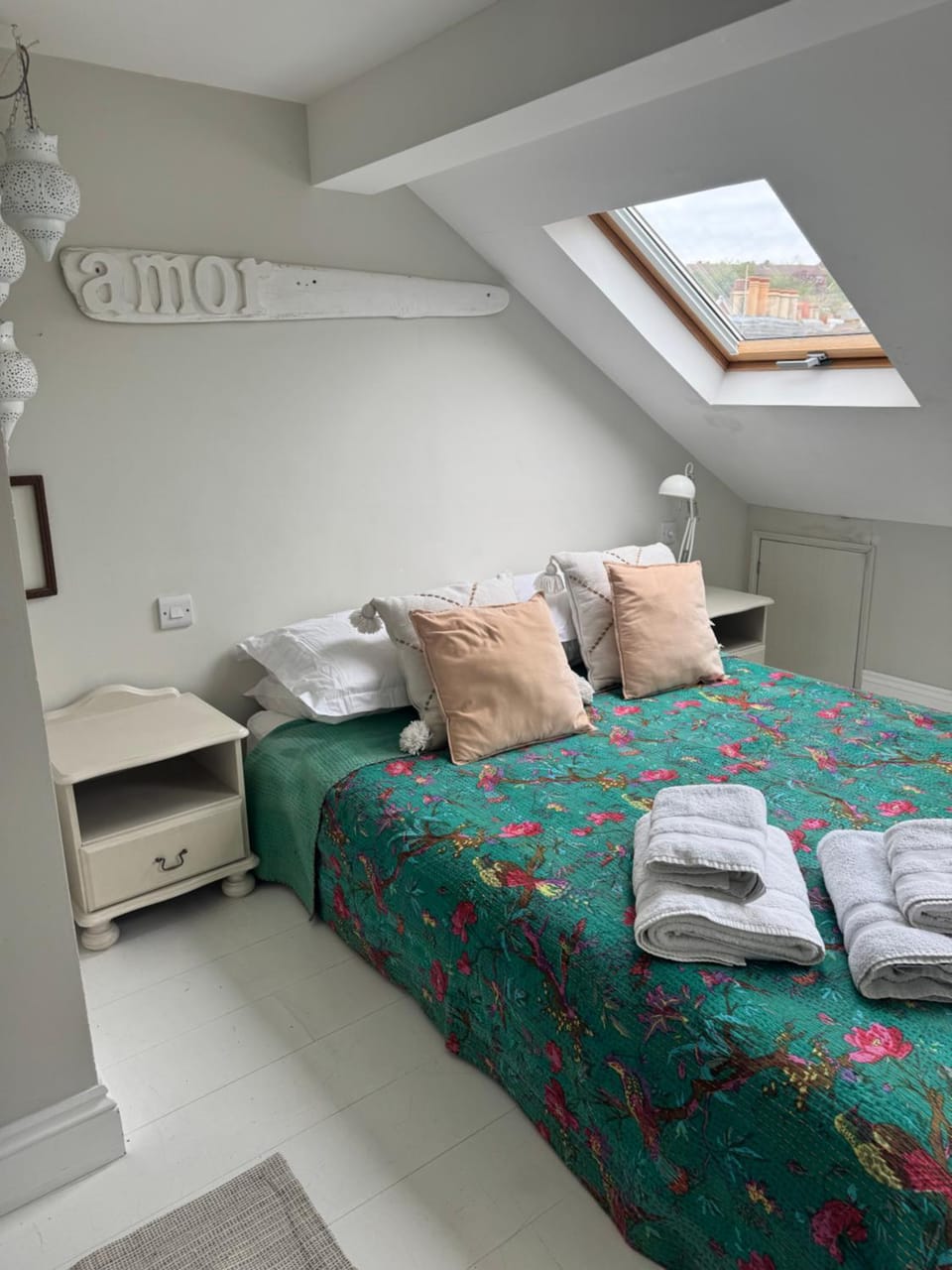 Spacious 4-Bed Home in Kemptown, Near Beach & Park House in Brighton