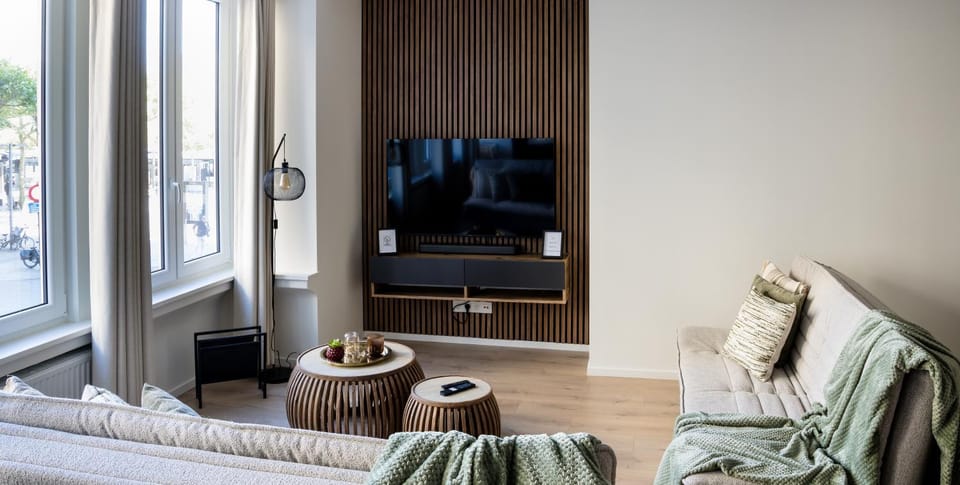 TV and multimedia, Living room