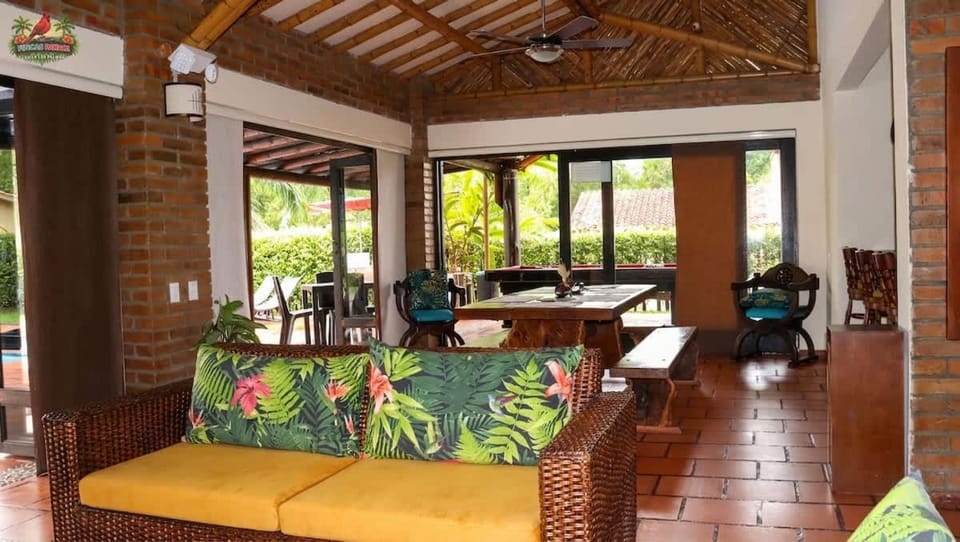 Villa las Palmas House in Quindio, Colombia