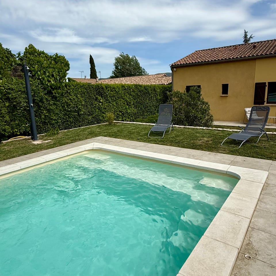 Garden, Garden view, Pool view, Swimming pool, sunbed