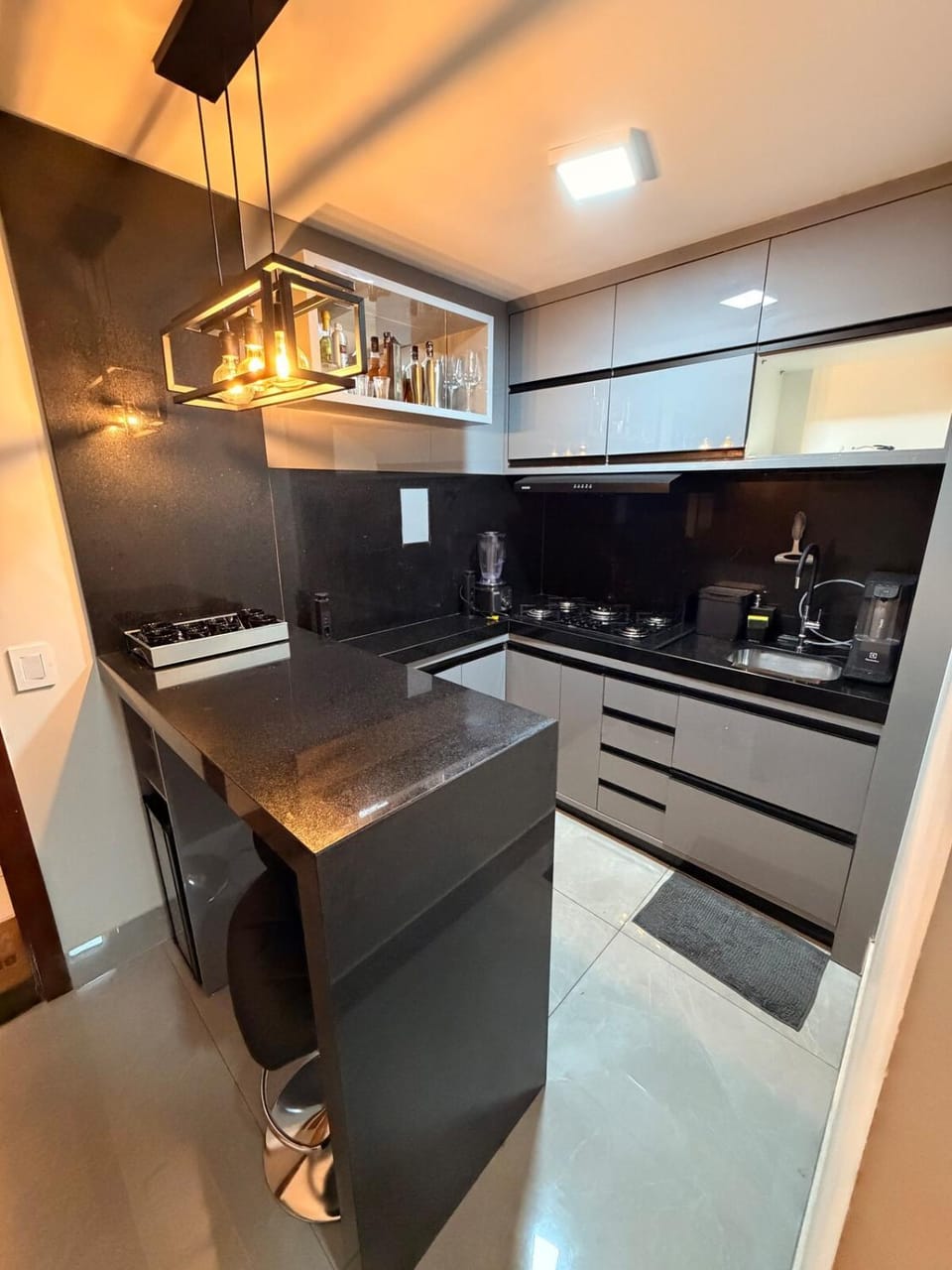 Conforto no sudoeste com garagem e WiFi perto Esplanada Apartment in State of Goiás