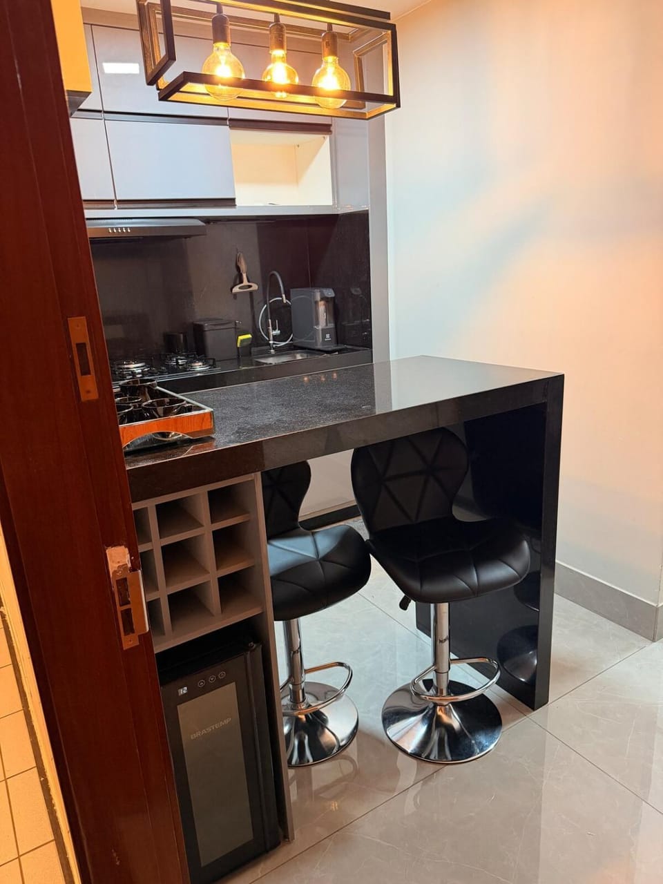 Conforto no sudoeste com garagem e WiFi perto Esplanada Apartment in State of Goiás