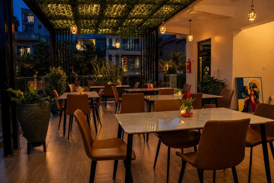 Restaurant/places to eat, Restaurant/places to eat
