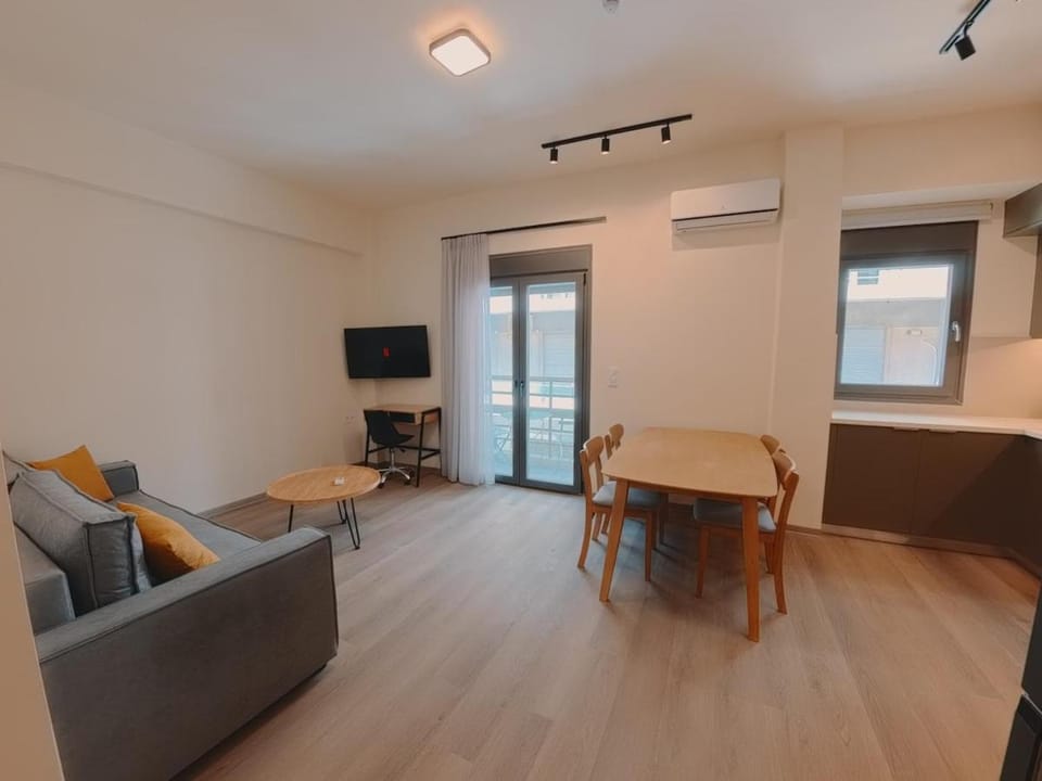 Theas Living A2 Apartment in Athens
