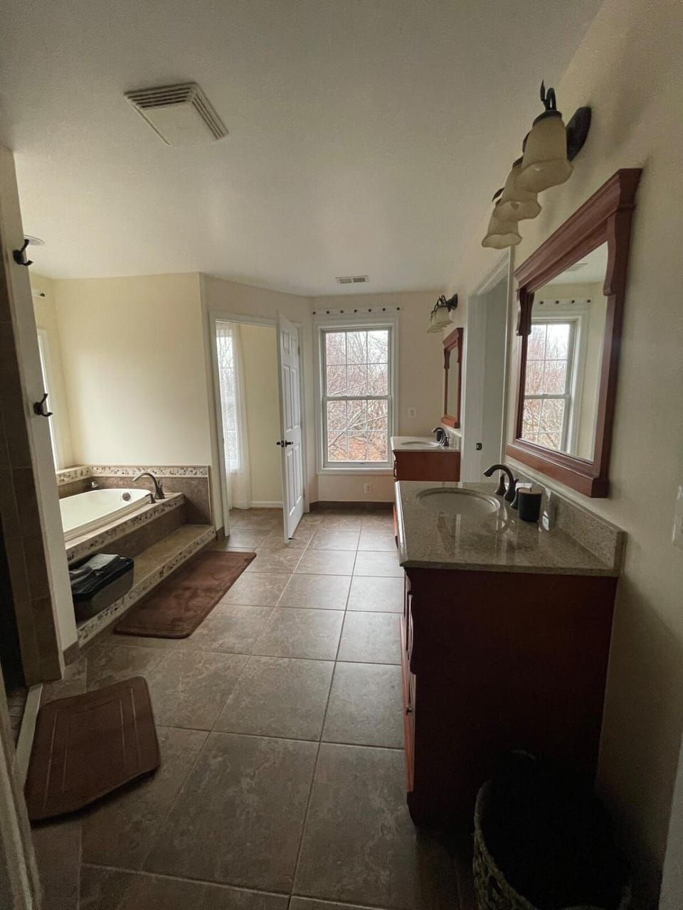 The Dragon Inn 2 Apartment in Maryland