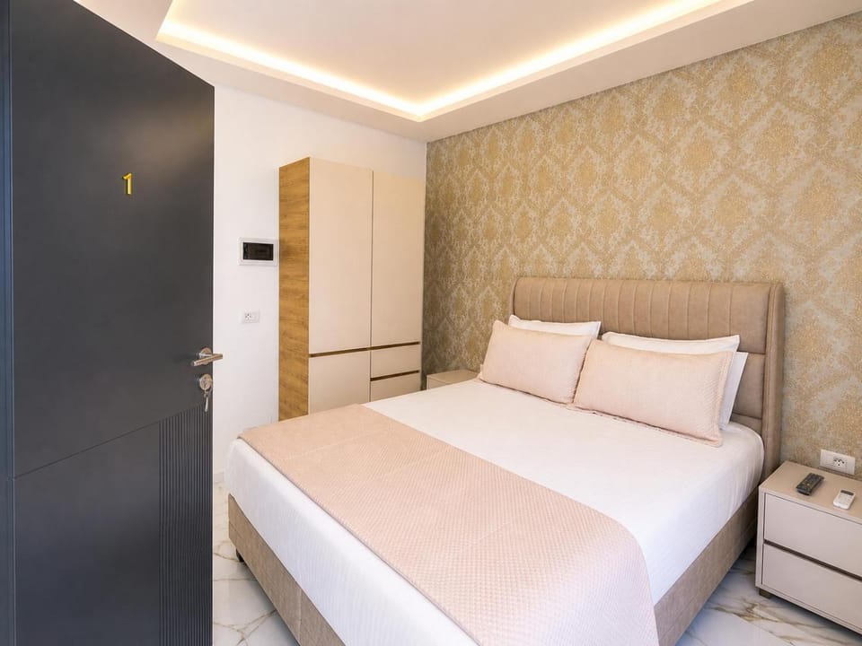 Bed, Bedroom