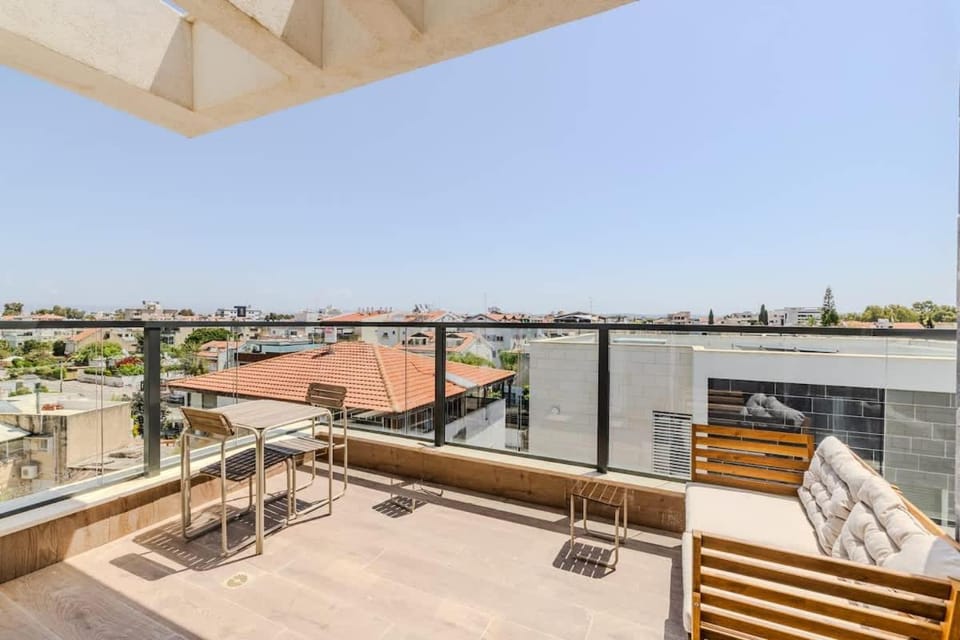 2BR the most wonderful APT BY MadrigalRentals Apartment in Haifa