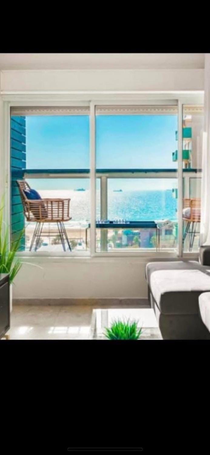 דירה על הים Apartment in South District