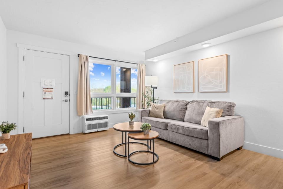RC307A- Branson Landing Breeze home Apartment in Branson