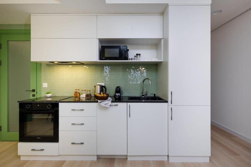 Kitchen or kitchenette, kitchen