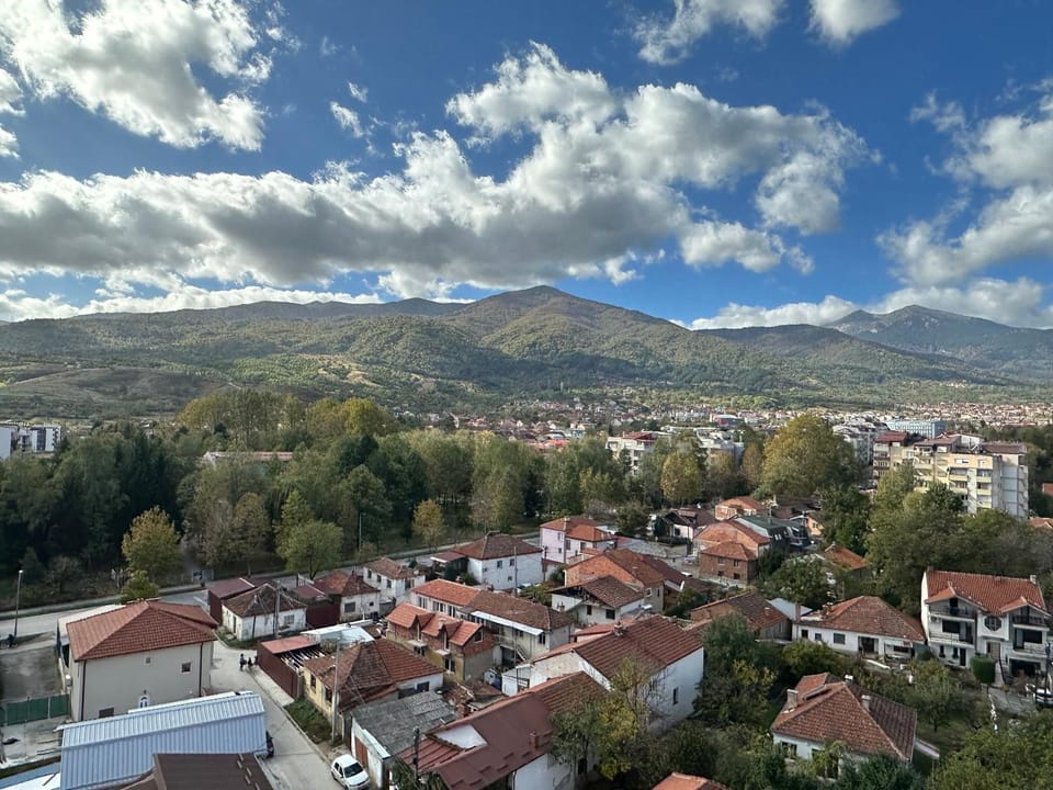 City view, Mountain view
