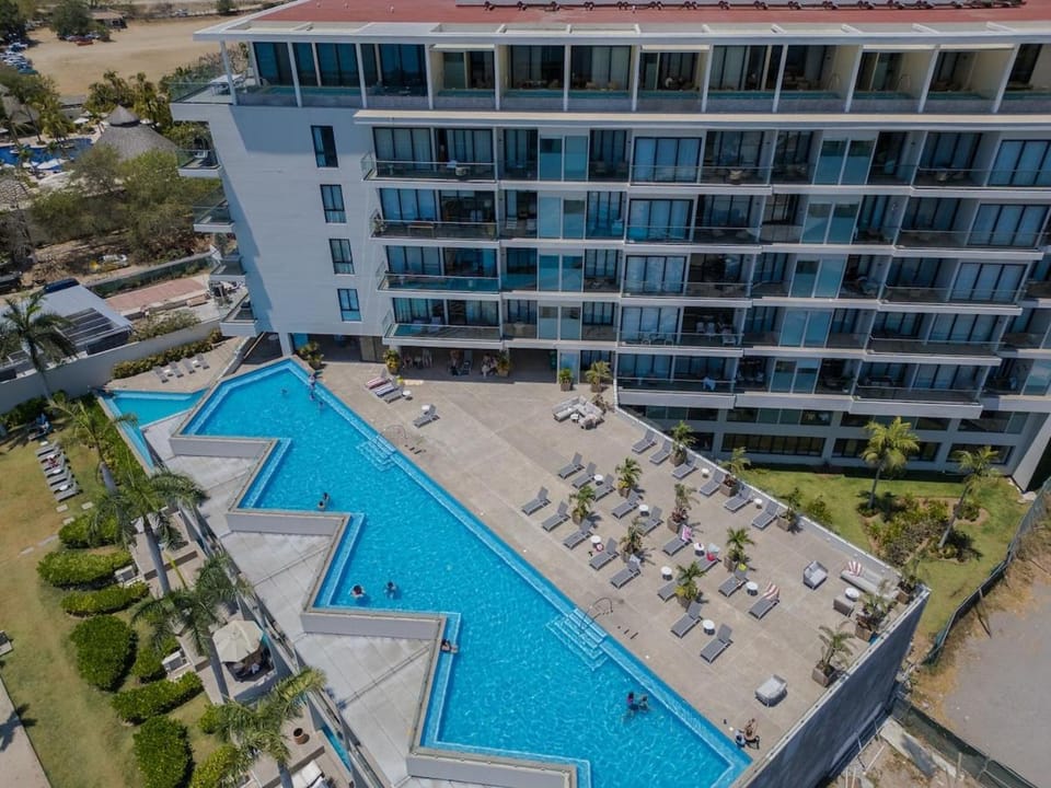 Day, Solarium, Balcony/Terrace, Swimming pool