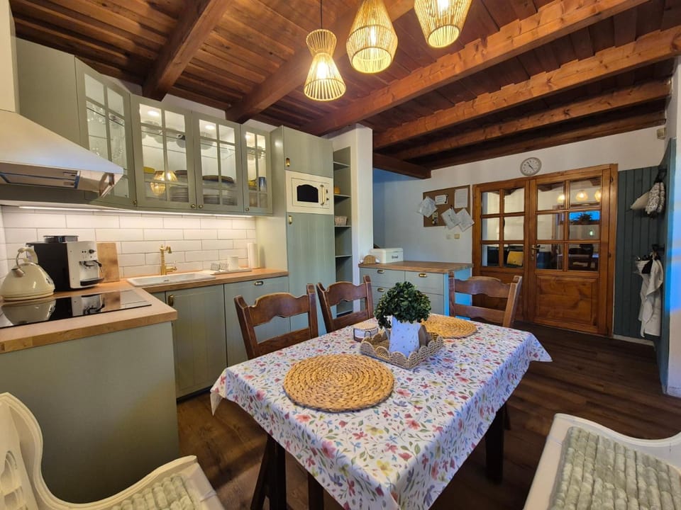 Chalupa pod lipou - Štiavnické vrchy House in Slovakia