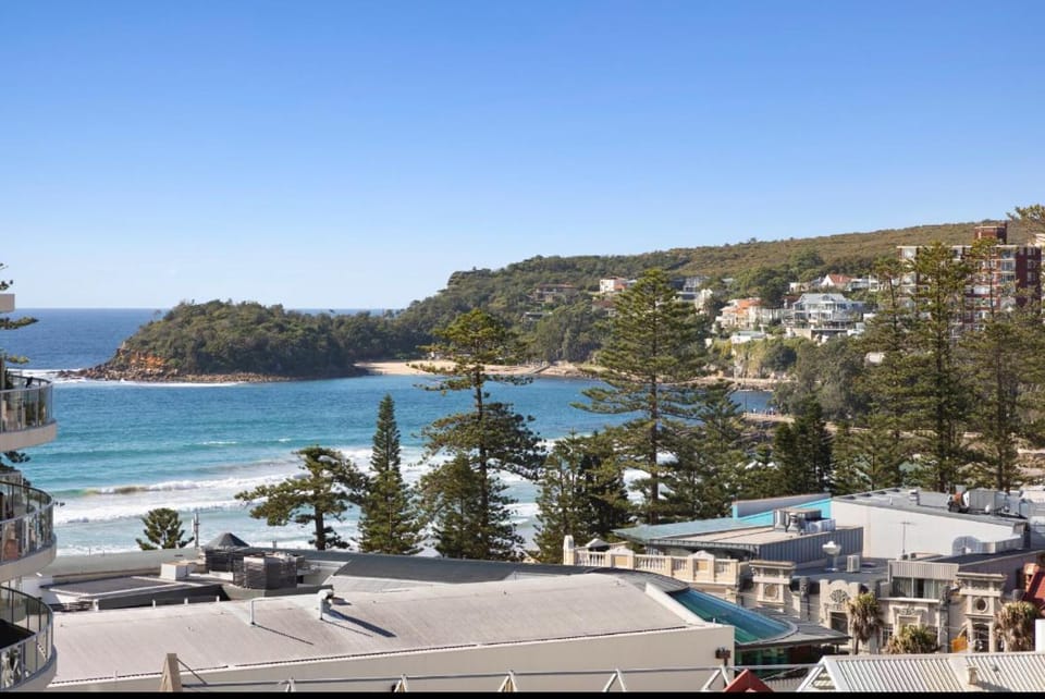 Golden Mile Beachside Apartment in Manly