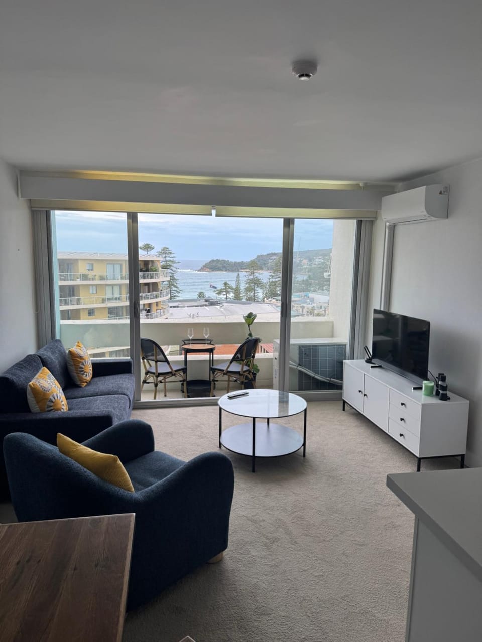Golden Mile Beachside Apartment in Manly