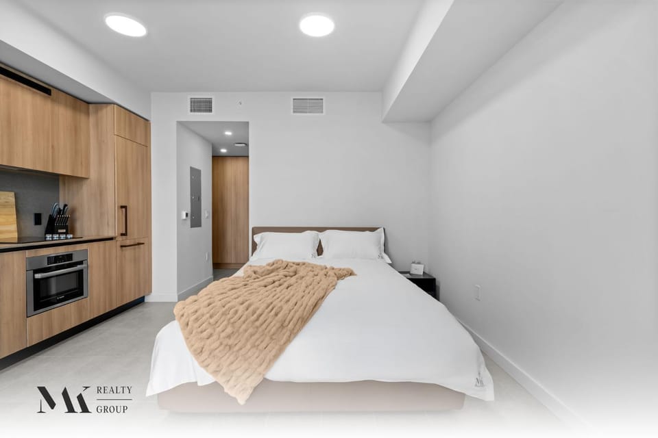 A mile away from Port of Miami - 501 First Residences Luxury Studio House in Miami