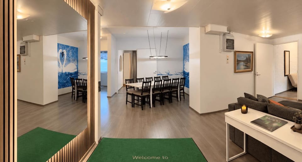 Property building, Living room, Photo of the whole room, Decorative detail, Decorative detail, Seating area, Dining area, VIP, VIP