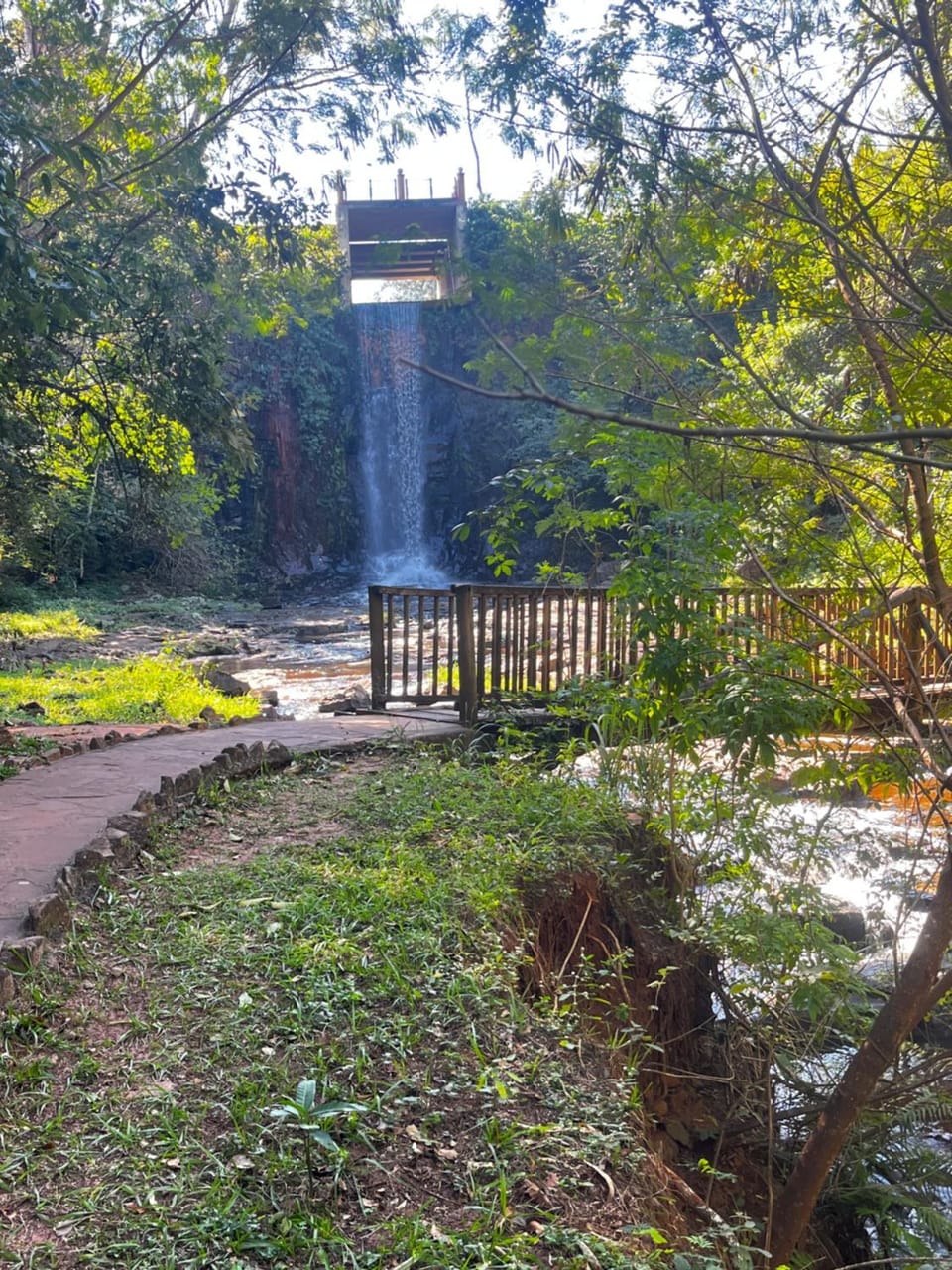 Nearby landmark, Day, Natural landscape