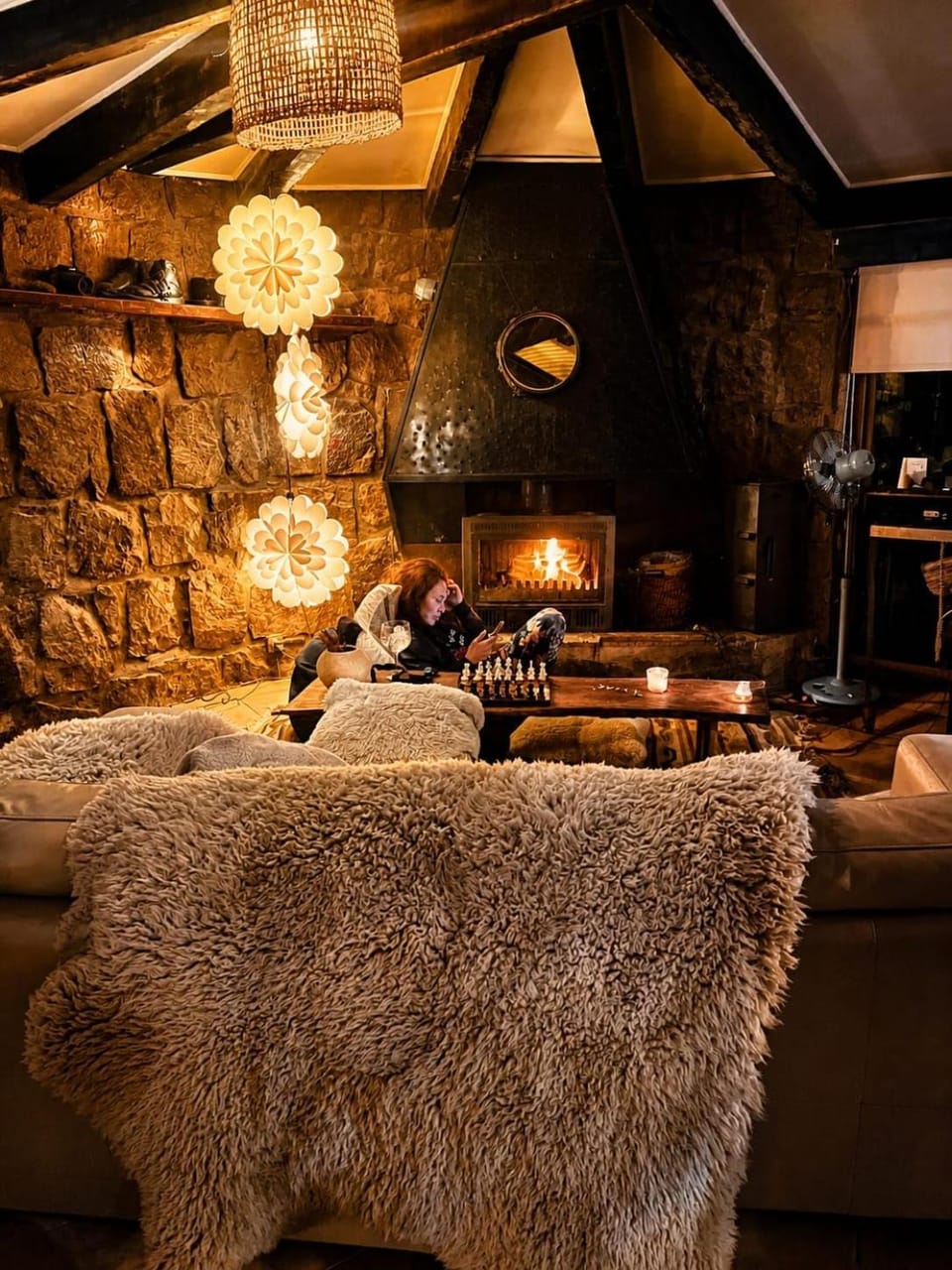 Refugio Arrayan Nevado Habitaciones en Farellones con Chimenea y Jacuzzi Vacation rental in San Jose de Maipo