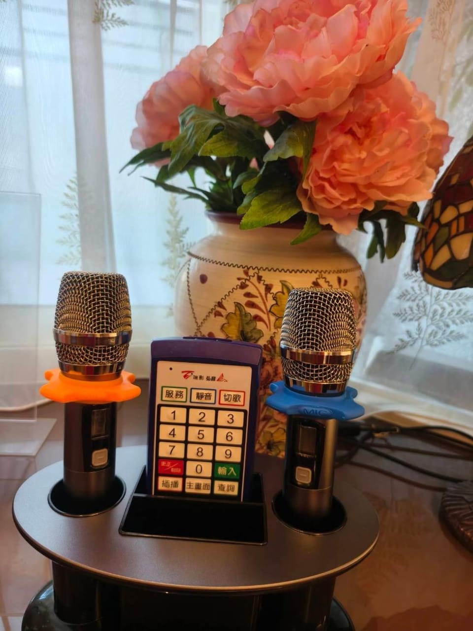 Karaoke, Evening entertainment