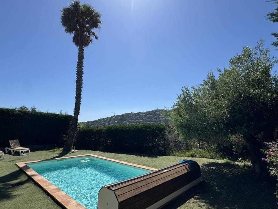 Villa au calme avec clim et piscine - FR-1-100-369 Villa in Cavalaire-sur-Mer
