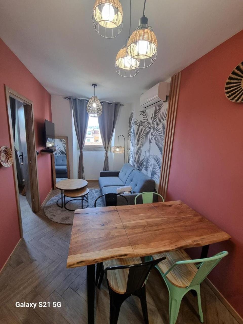 HOCHE 28 Apartment in Cannes