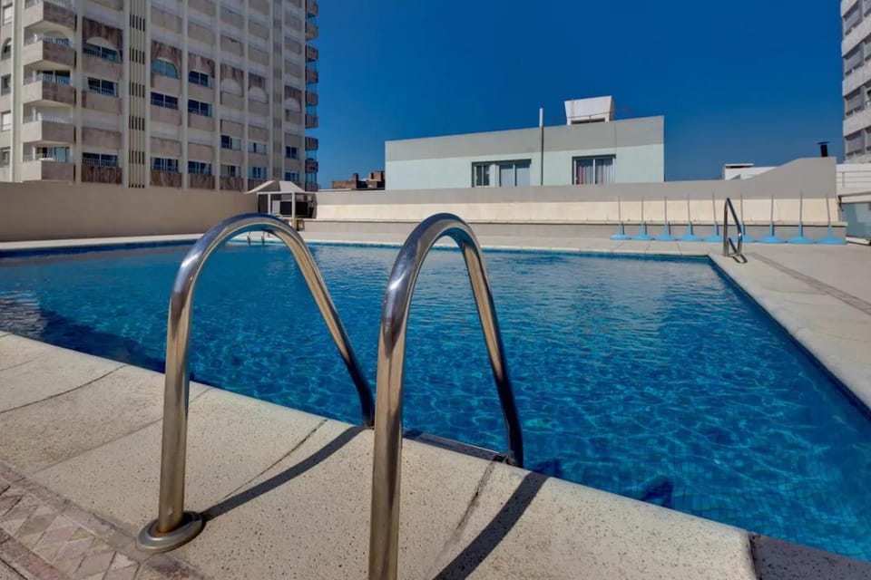 Swimming pool, sunbed
