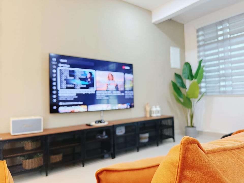 TV and multimedia, Living room, air conditioner