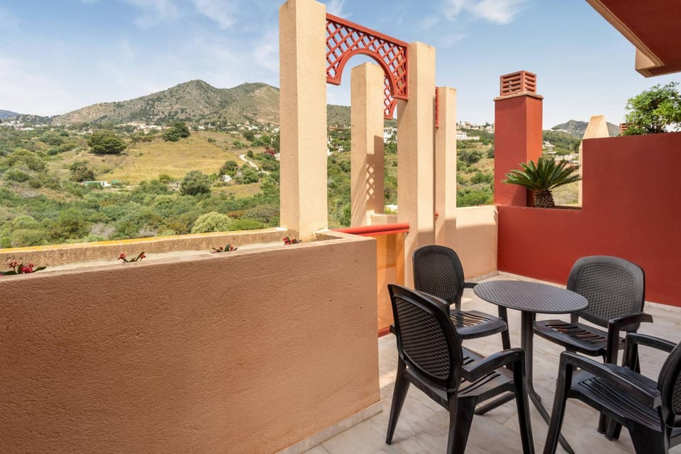 View (from property/room), Balcony/Terrace