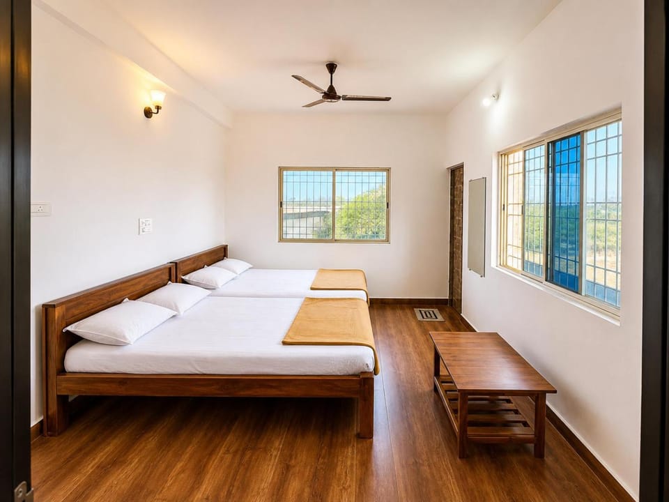 hotel raj palace Hotel in Karnataka